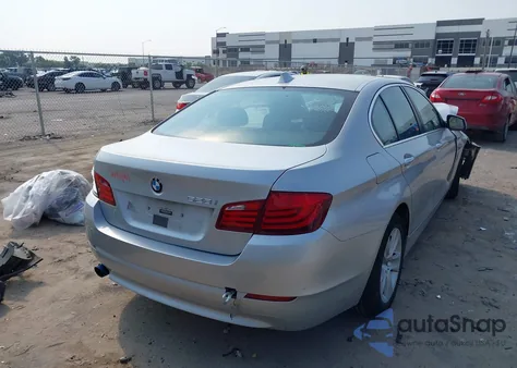 2011 BMW 528 из США, поврежденный, VIN WBAFR1C56BDV76505